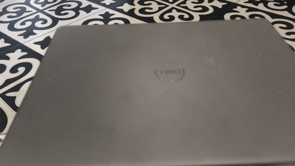 Ноутбук Dell в отличном состоянии