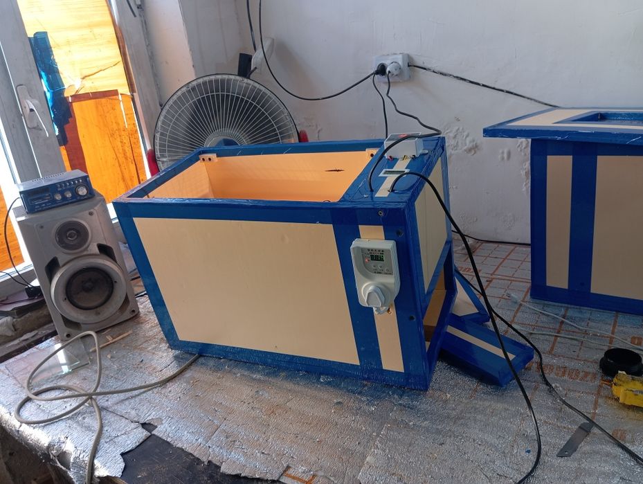 Inkubator inkubatir 32 talik aftomat