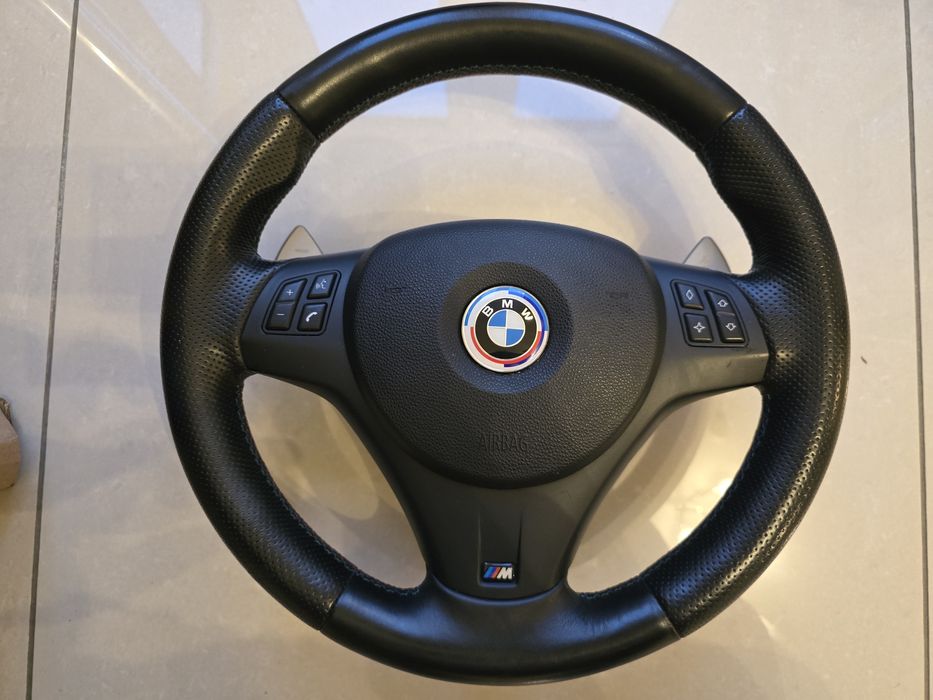 Волан от М3 - става за BMW E90/E91/E92/E93/E82/E87/E84