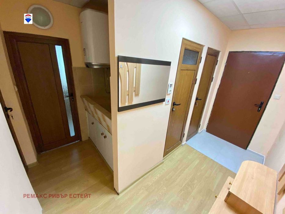 Продава се Двустаен апартамент в Русе, Чародейка - Юг - 68 кв.м за 1117 €/кв.м - Снимка #8