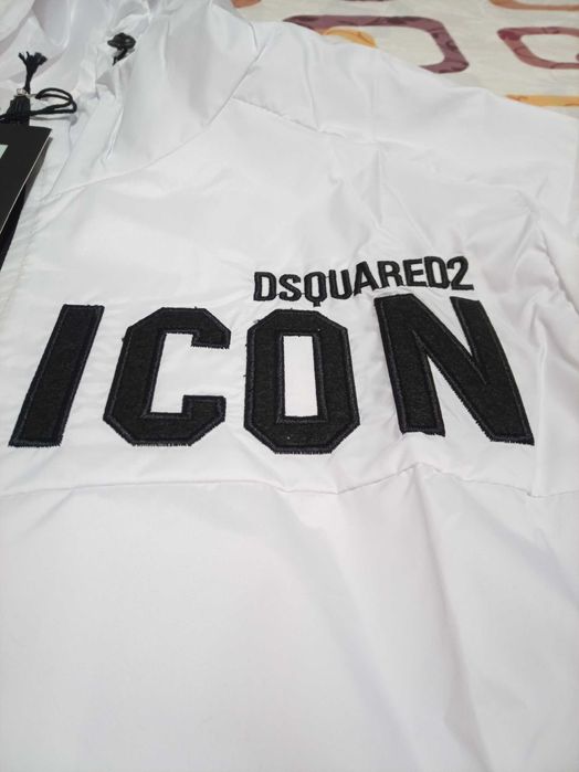 Ветровка Яке Dsquared 2 Dsq Icon D22