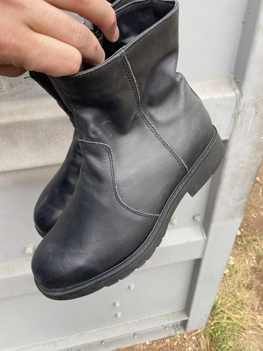 Продам зимние сапожки