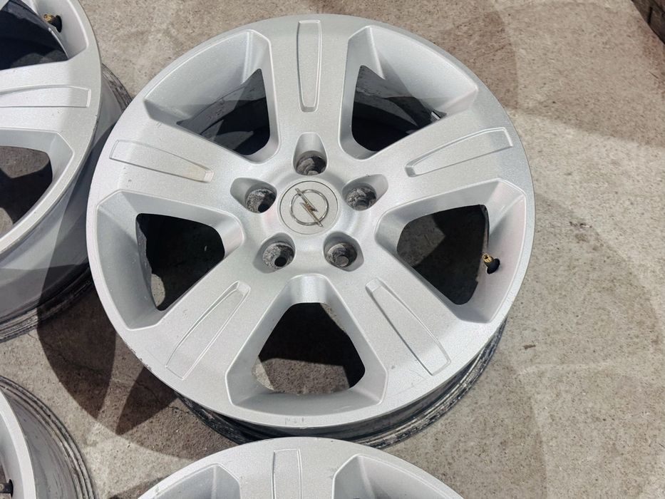 4бр ал Opel  Аntara Astra J ZefiraC  17цола оригинални