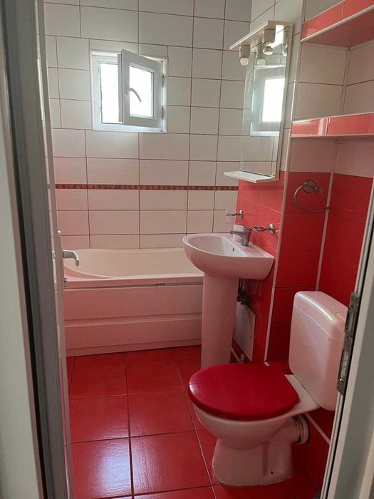 INCHIRIERE ap 2 camere, Constanta, Zona Far