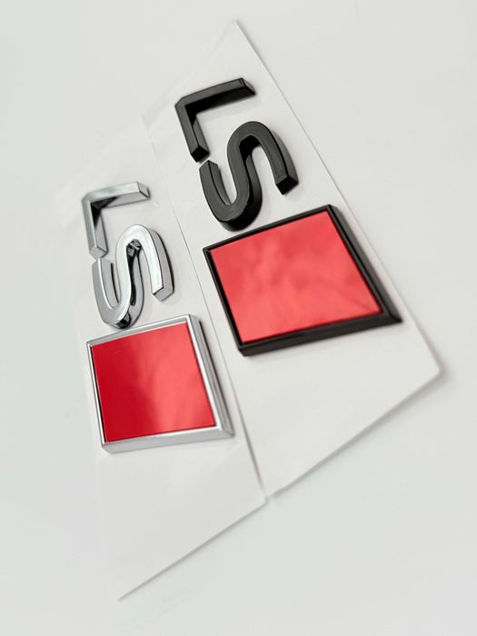 Emblema AUDI S7 spate negru NOU