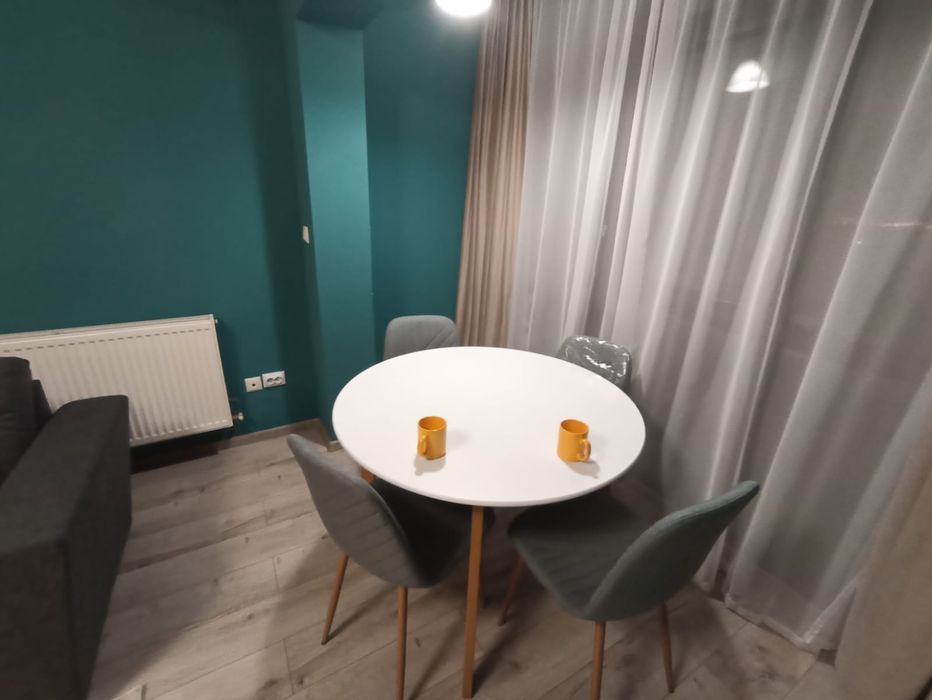 Proprietar, inchiriez apartament 2 camere, Bucium, loc de parcare