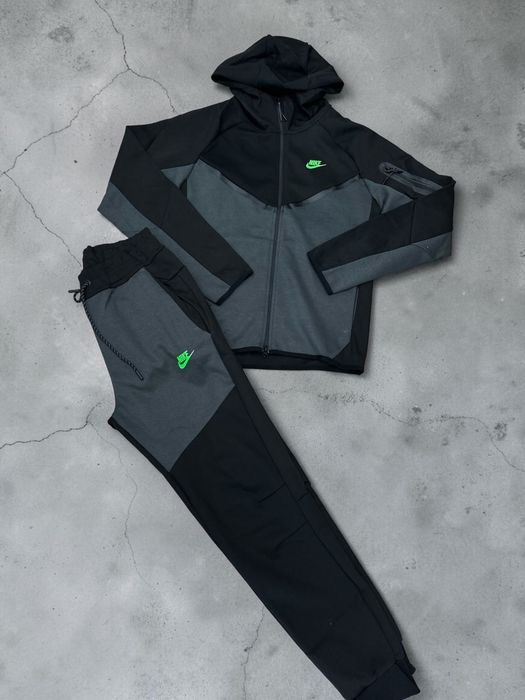 Nike Tech Calitate Premium