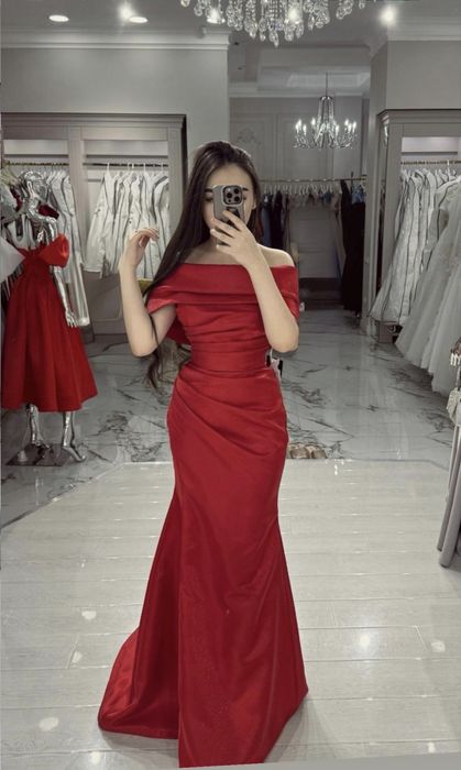 вечернее платье .