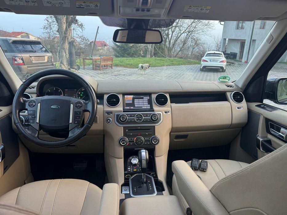 Vând Land ROVER Discovery 4