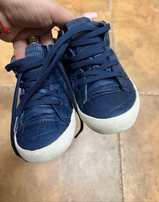 Vand ghetute zara marimea 24