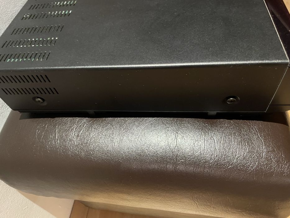 Продавам: Видеоплейър GoldStar VCP-100W (VHS)