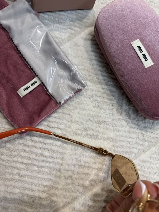 Очки Miu Miu 2025