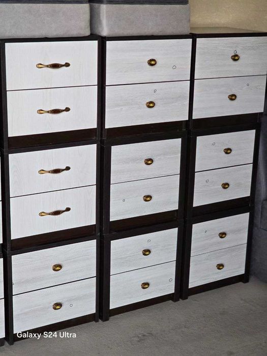 Тумбочка сотилади