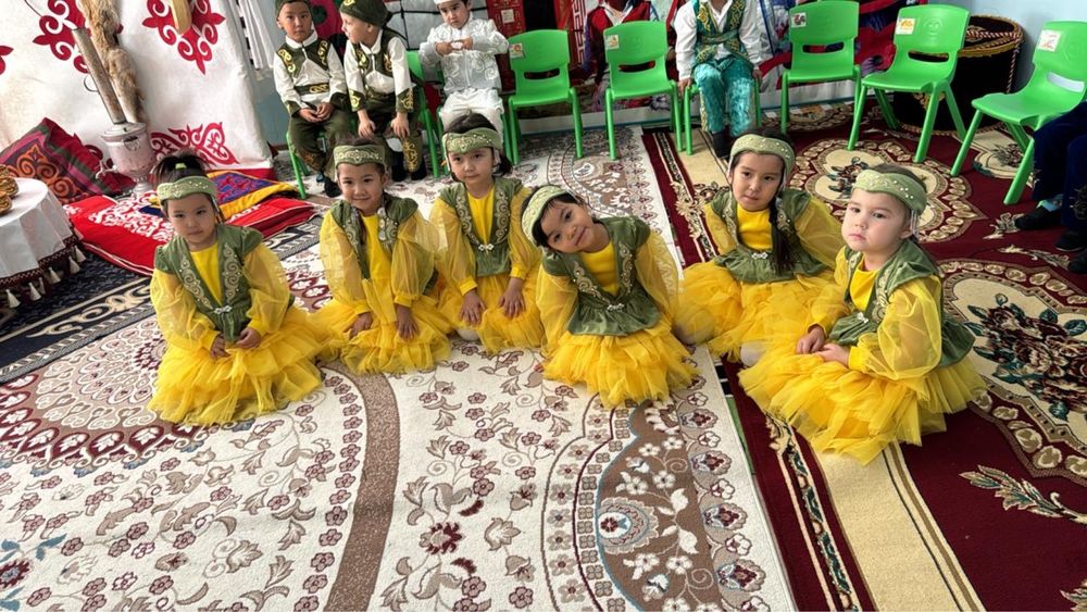 Казахские национальные костюмы /прокат