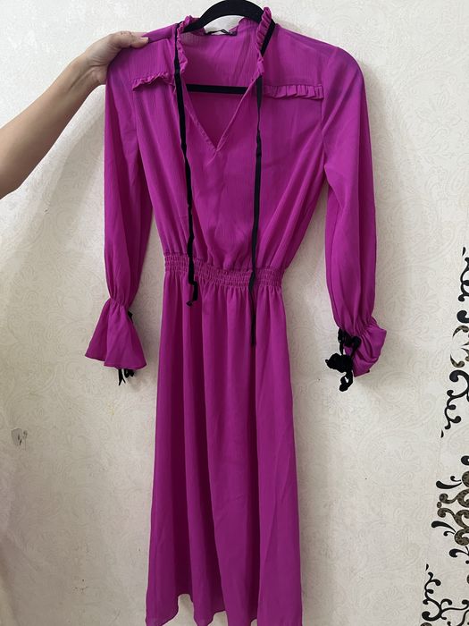 Продается пальто и платья