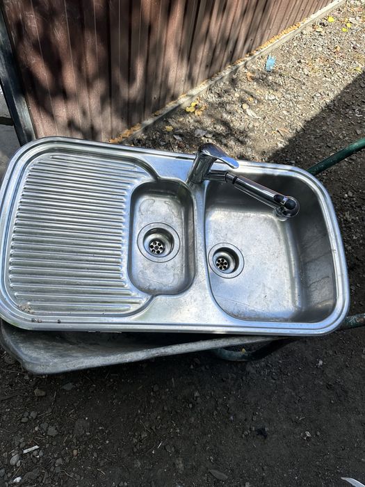 Led cu telecomanda la 50 lei