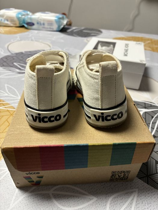 Бебешки/Детски обувки номер 18 и 20