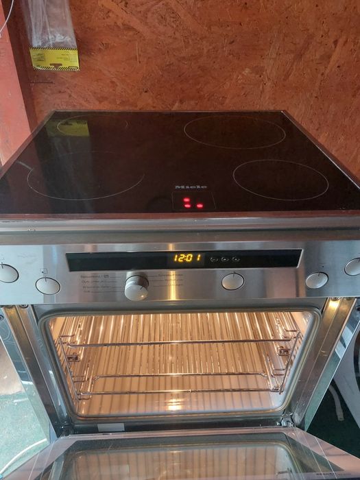 Cuptor cu plită electrică Miele