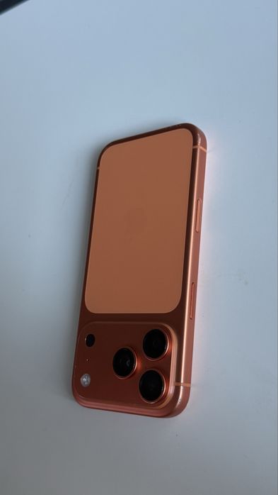 Iphone 17 Pro Cosmic Orange 256GB NeverLock
