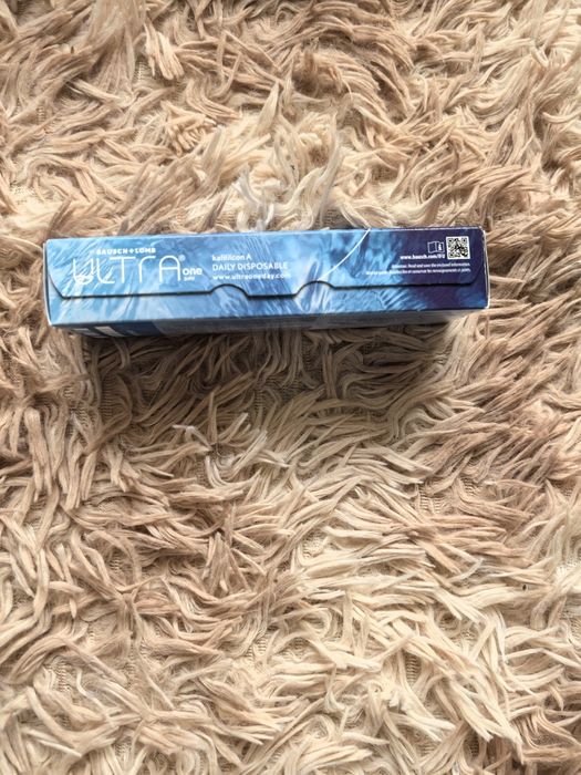 Vând lentile de contact -2.5 Ultra Bausch+Lomb, 30 lentile,