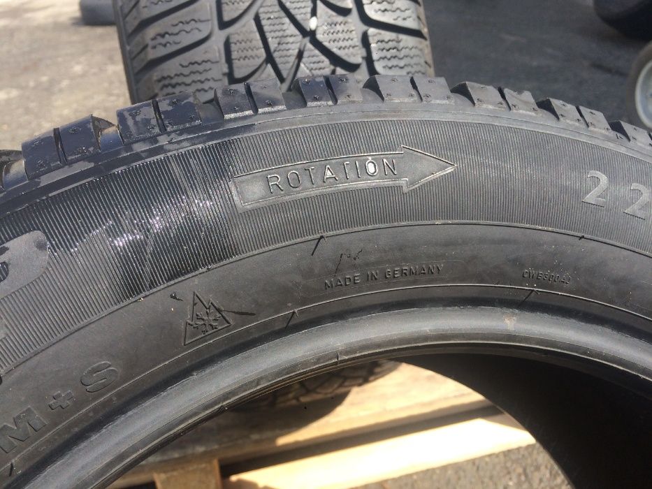 225/55/17 Дънлоп ДОТ 2012 г - 7,9 мм РЪН ФЛАТ !