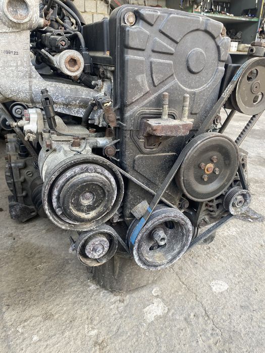Двигатель  HYUNDAI G4ED