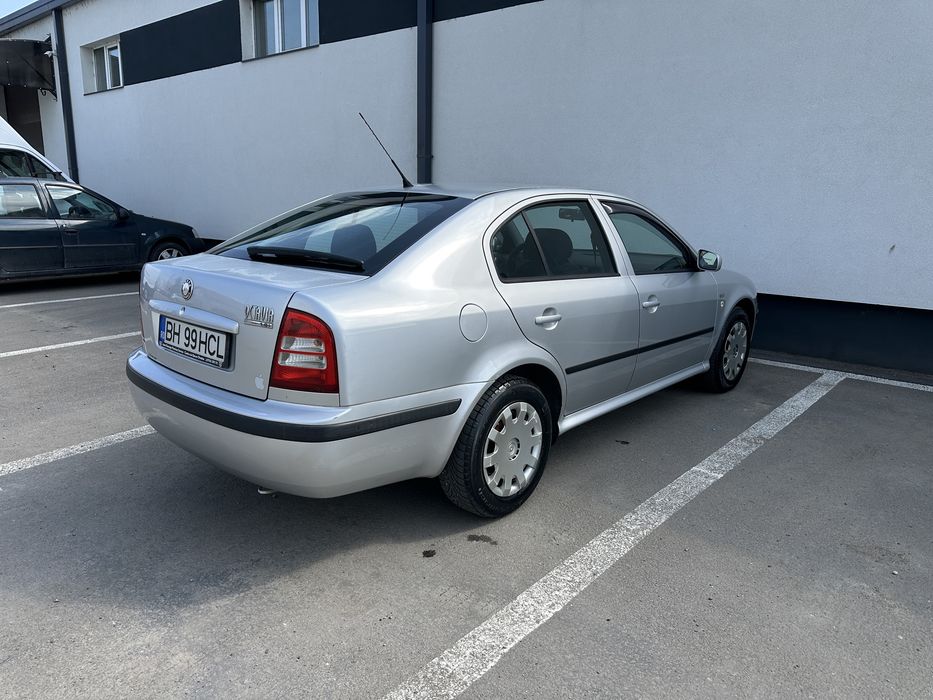 Vand Skoda Octavia 1.6 benzina