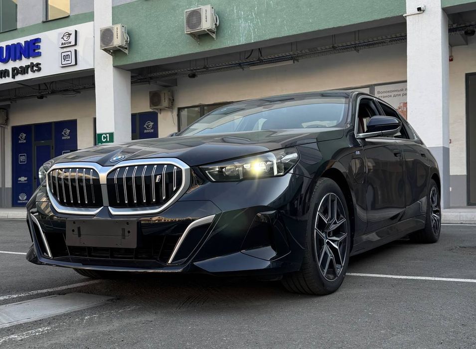BMW I 5 2024 electro 35L