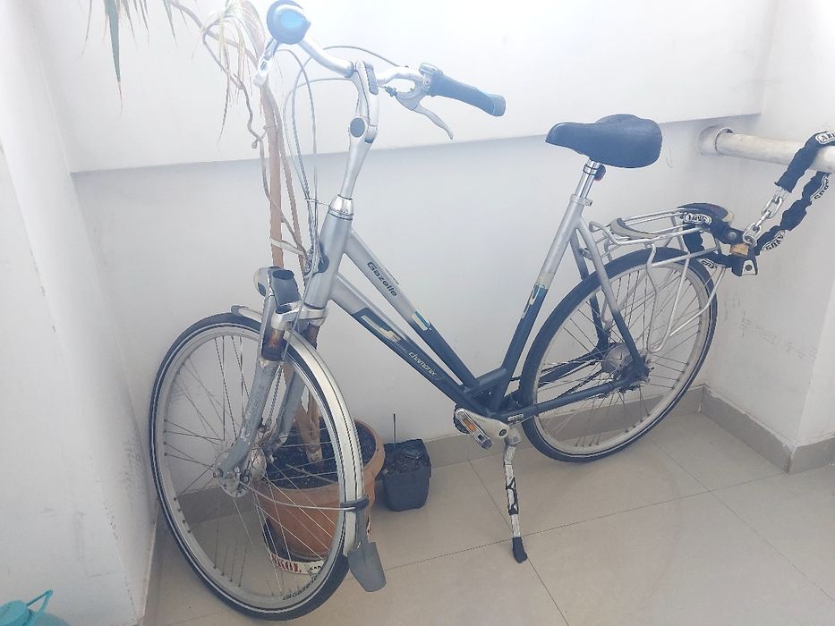 Bicicleta marca Gazelle olandeza (Sau schimb)
