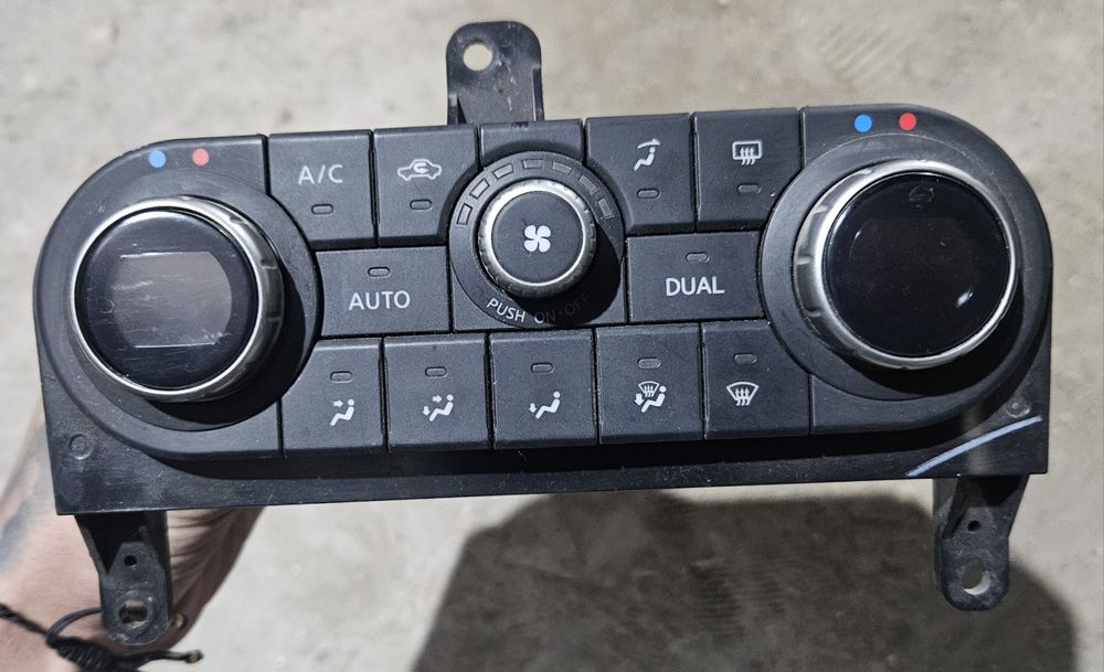 Управление климатроник Нисан Кашкай 2013г