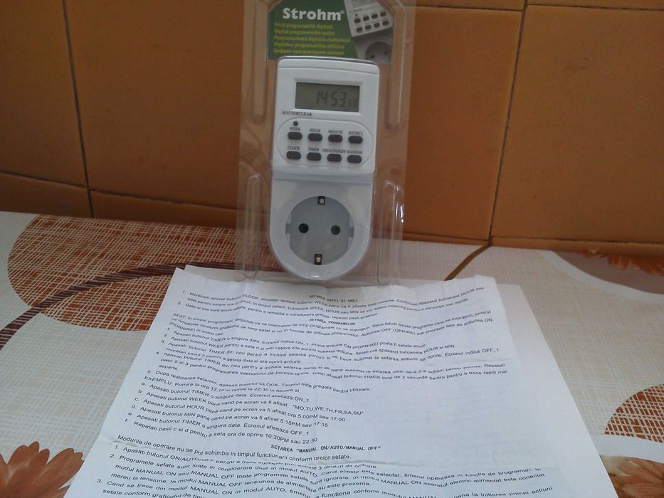 Corpuri (lampi) iluminat cu senzori-Priza Programabila.