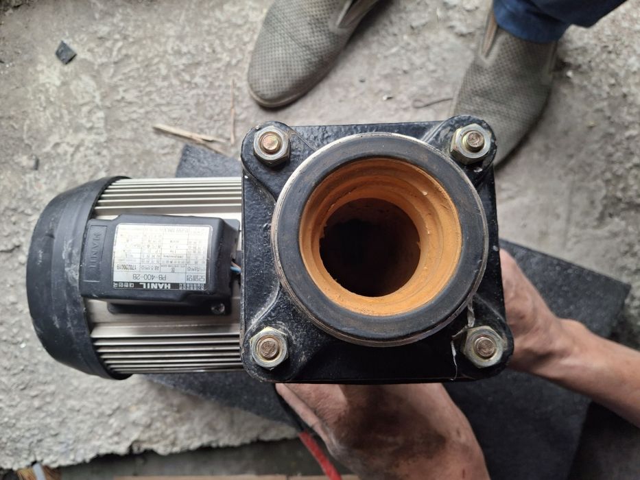 Насосы для жидкостеи