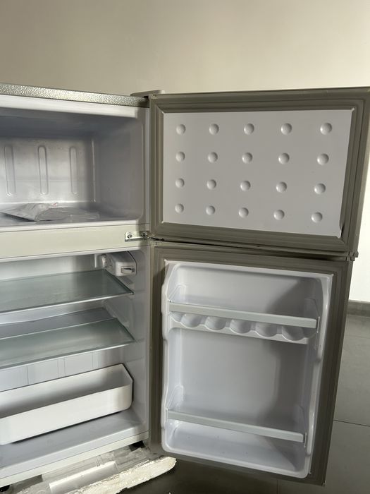 Мини холодильник с морозильной камерой