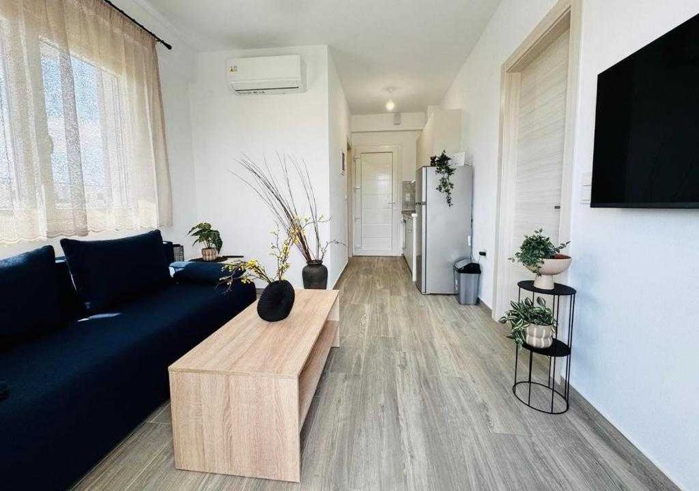 Апартамент под наем на 1-ви етаж в Паралия Офринио