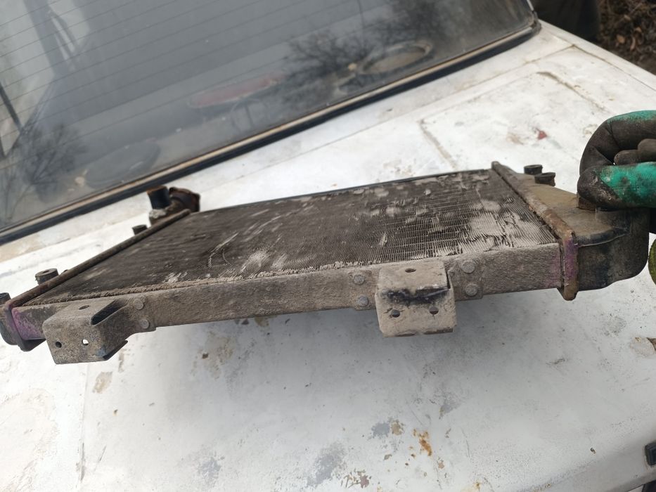 Радиатор на Жигули классику Ваз