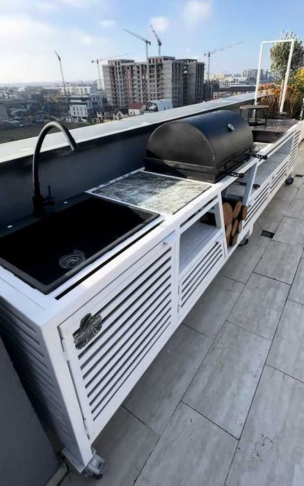 Gratar exterior PREMIUM 4m - PRET NEGOCIABIL – structură metalică (fier) – complet echipat