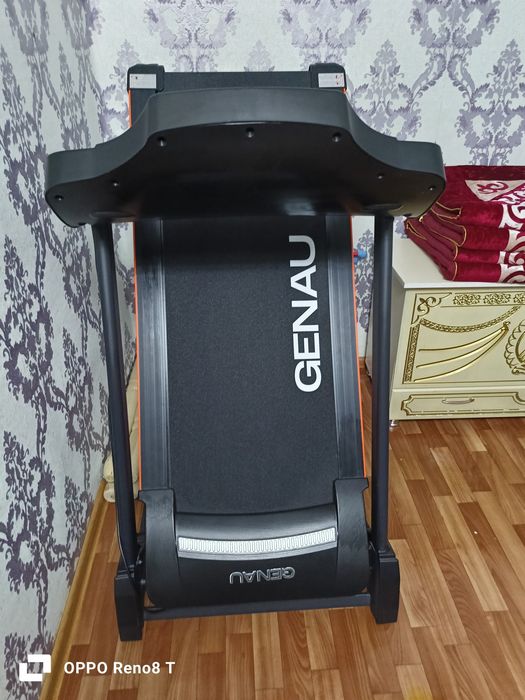 Беговая дорожка GENAU