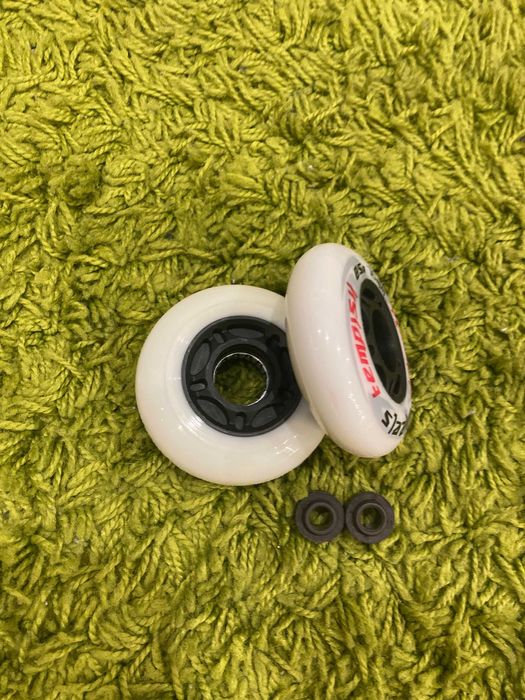 Гуми за Inline Skates Tempish Flashing 76mm/24mm  85A 2 боря