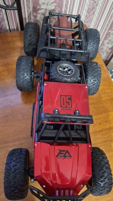 Детский  6-колёсный вездеход. Джип . Игрушка.
