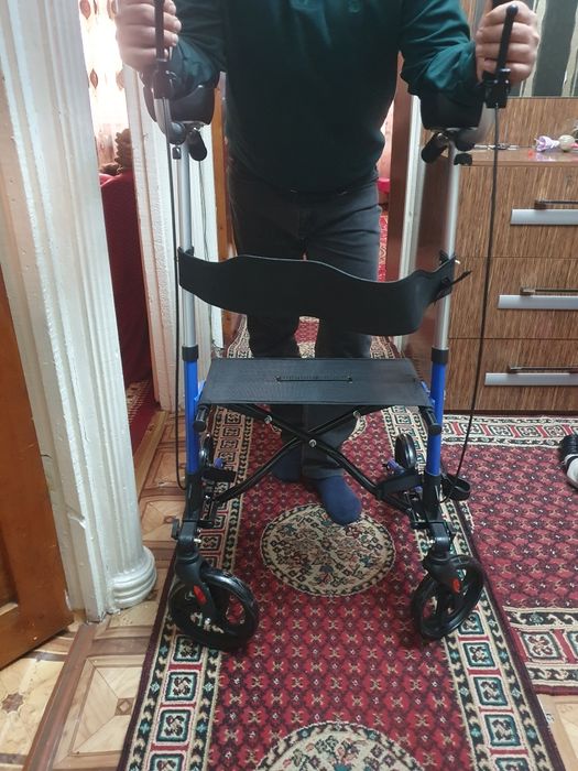 инвалидная коляска