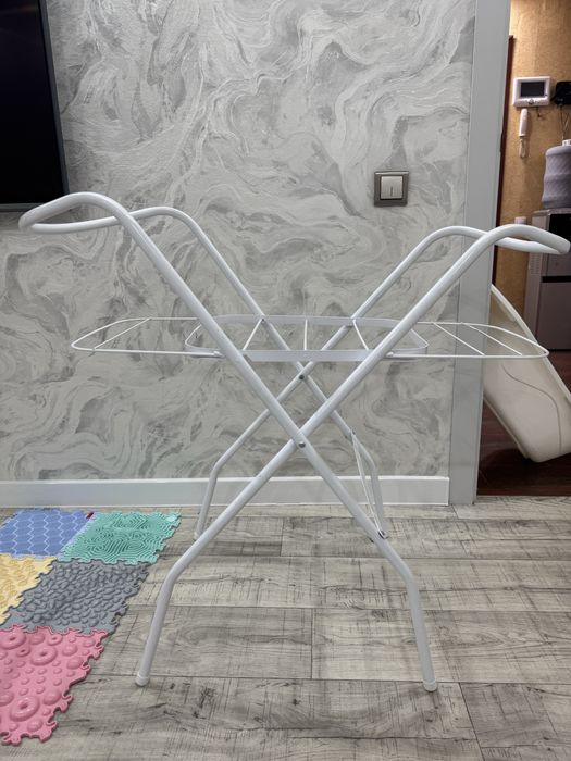 Продам ванночку, подставку и ходунки