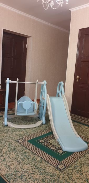 Детская качеля с горкой