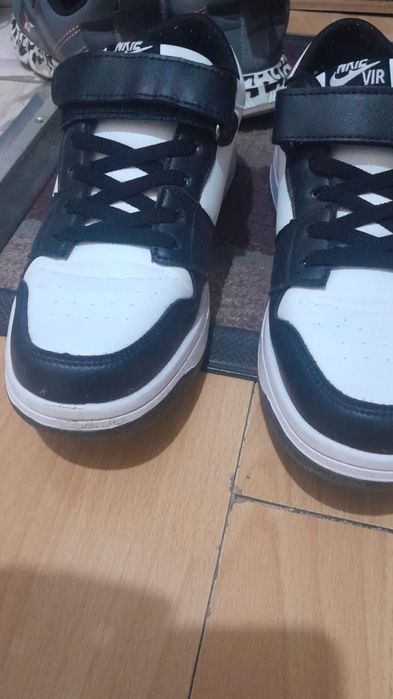 Продам кросовки почти новые