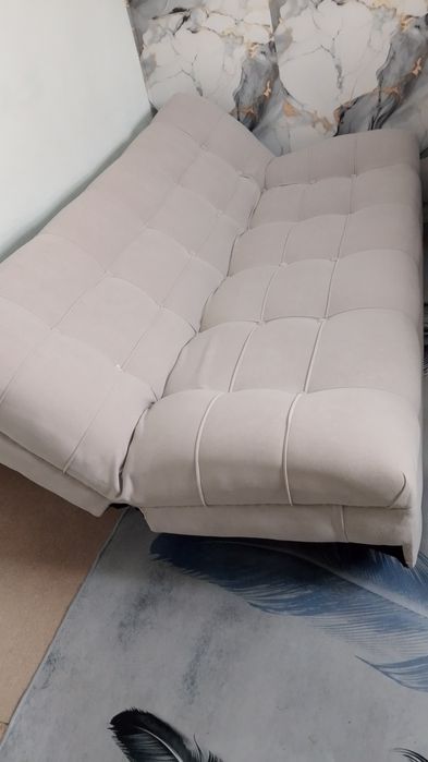 Продам новый диван