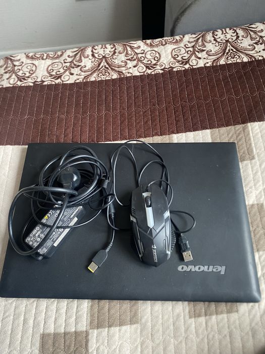 Продам ноудбук lenovo