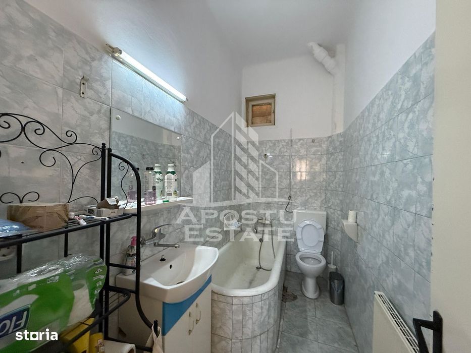 Apartament 3 camere, parter înalt,  plus garsonieră complet amenajată