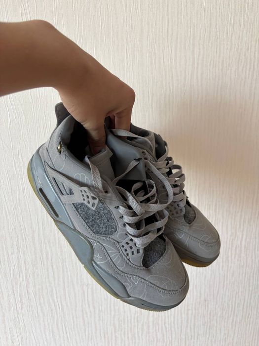 Nike Air Jorban 4 Retro × Kaws оригинал