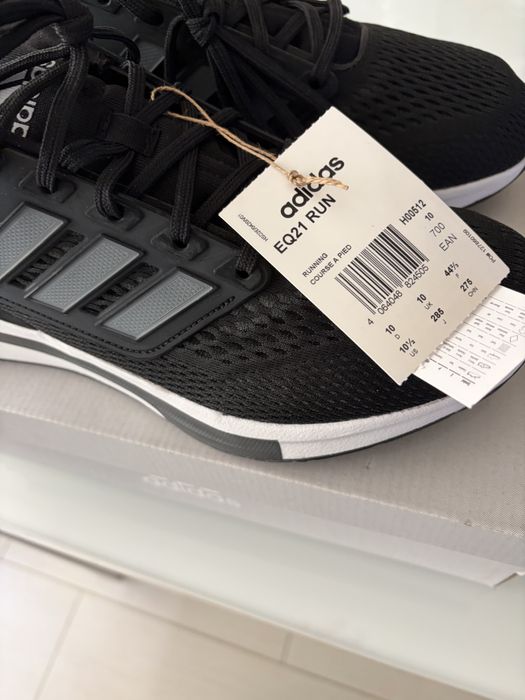 Нови Adidas EQ21 RUN  размер 44 2/3