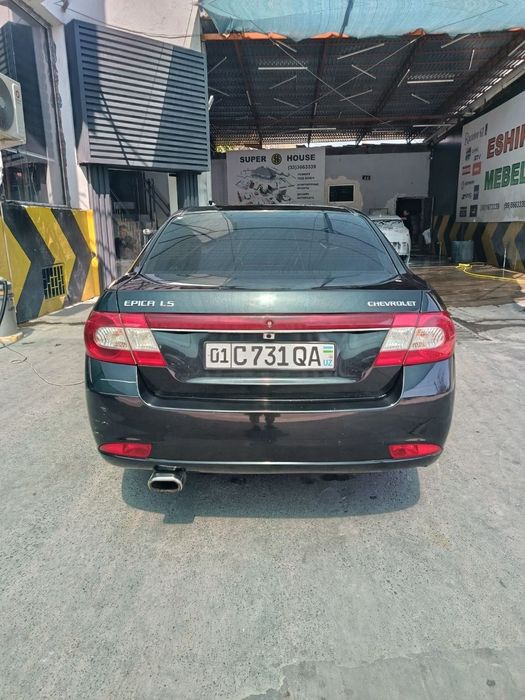 Chevrolet Epica LS 2011