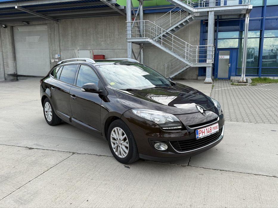 Renault Megane 3 Bose Mocca Brown, 1.5 dci 2013, Panoramic ,Camera Masalier,Istoric Km Certificati!